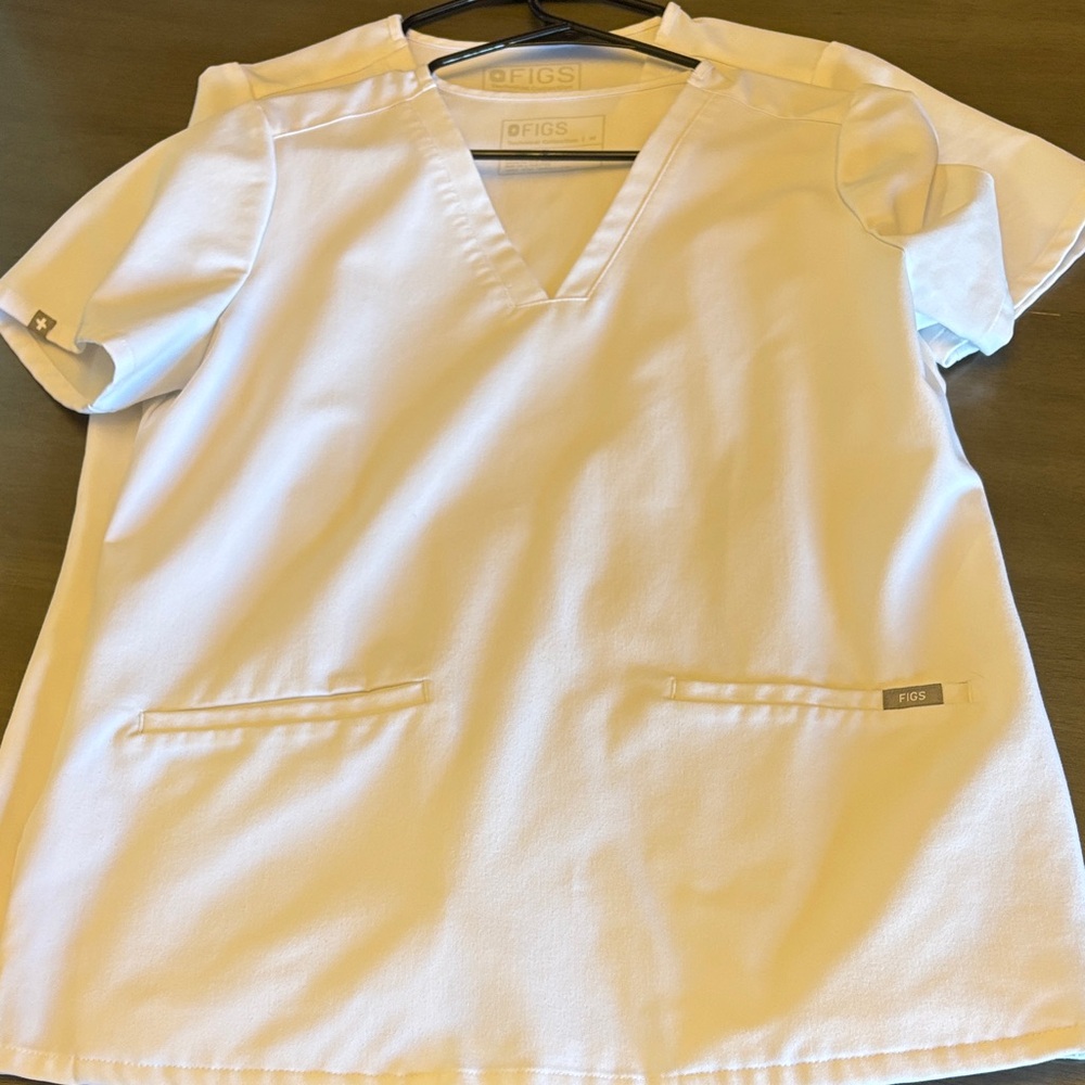 Figs White Scrub Top